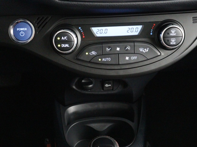 Toyota Yaris - 1.5 Hybrid Premium