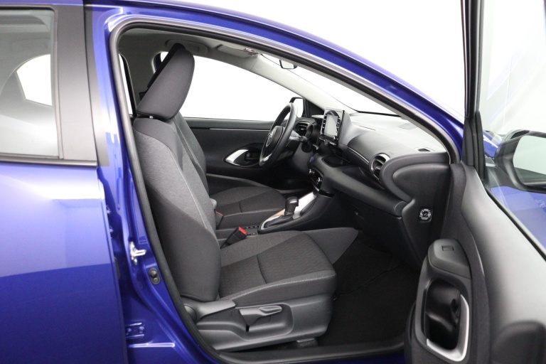 Toyota Yaris - 1.5 Hybrid Dynamic 21