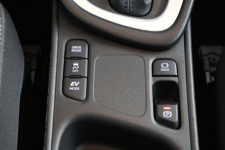 Toyota Yaris - 1.5 Hybrid Dynamic 42