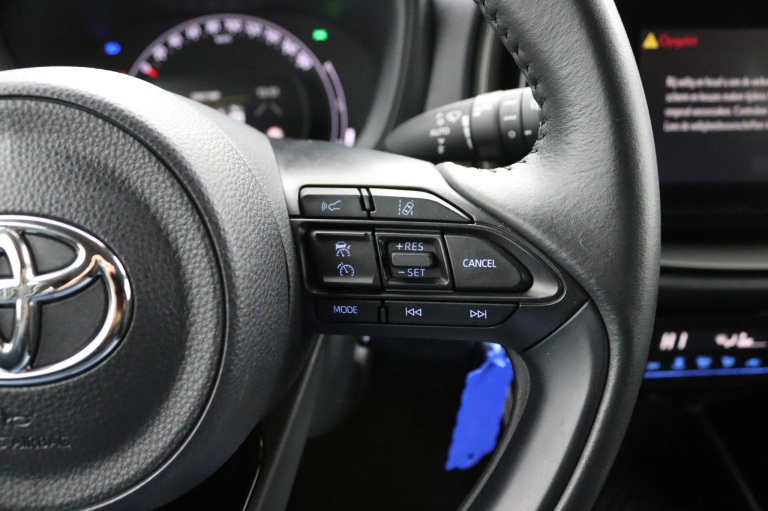 Toyota Aygo X - 1.0 VVT-i MT first 18