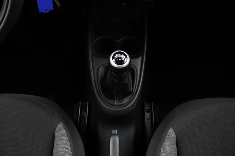 Toyota Aygo X - 1.0 VVT-i MT first 25