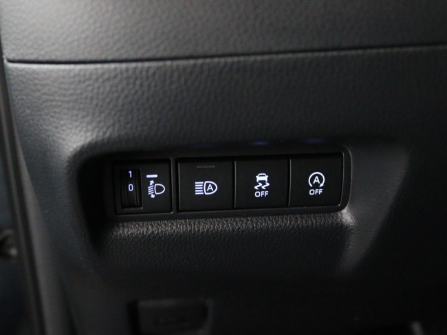 Toyota Aygo X - 1.0 VVT-i MT first