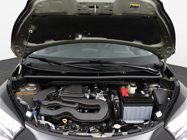 Toyota Aygo X - 1.0 VVT-i MT first