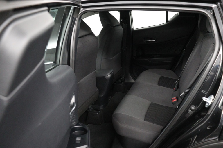 Toyota C-HR - 1.8 Hybrid TeamNL 18