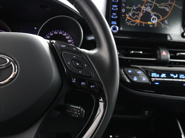 Toyota C-HR - 1.8 Hybrid TeamNL