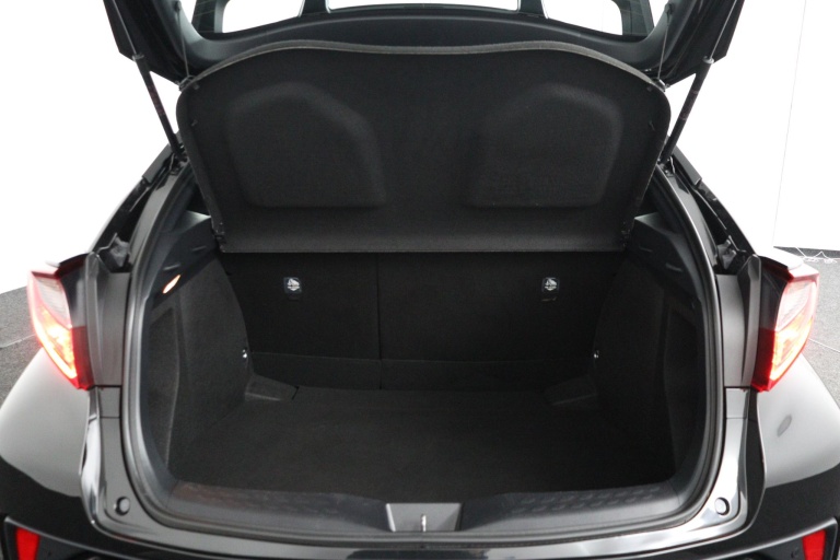 Toyota C-HR - 1.8 Hybrid TeamNL 23