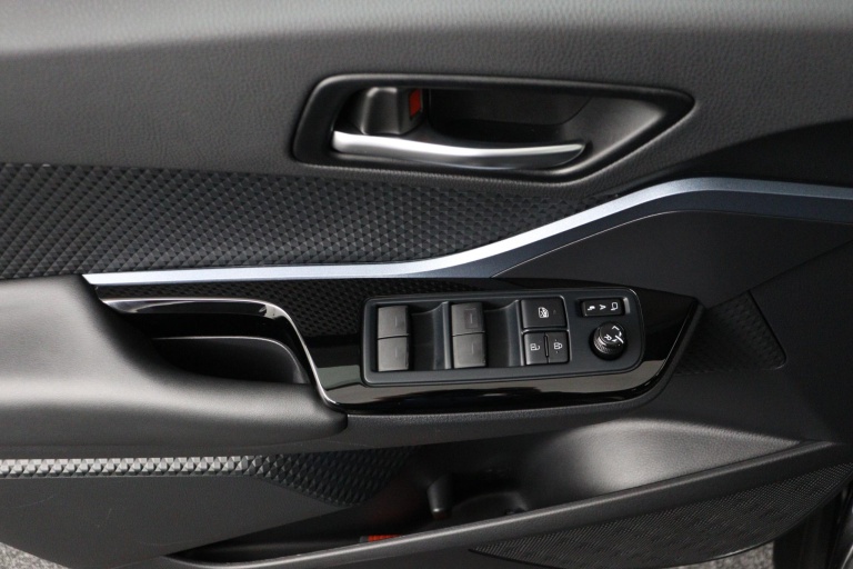 Toyota C-HR - 1.8 Hybrid TeamNL 29