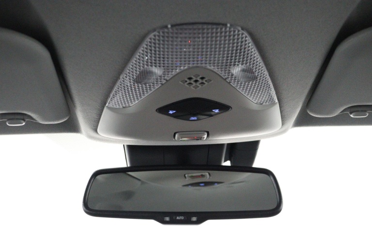 Toyota C-HR - 1.8 Hybrid TeamNL 33