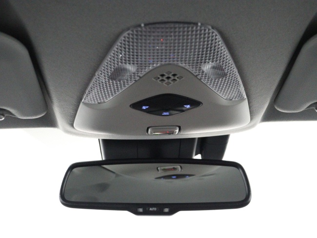 Toyota C-HR - 1.8 Hybrid TeamNL