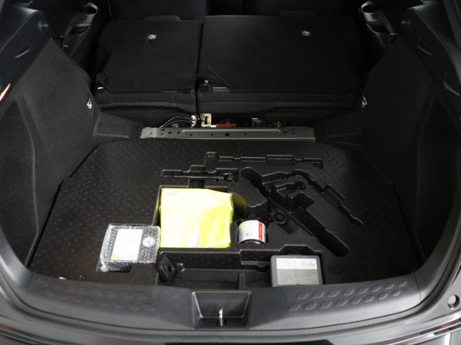 Toyota C-HR - 1.8 Hybrid TeamNL