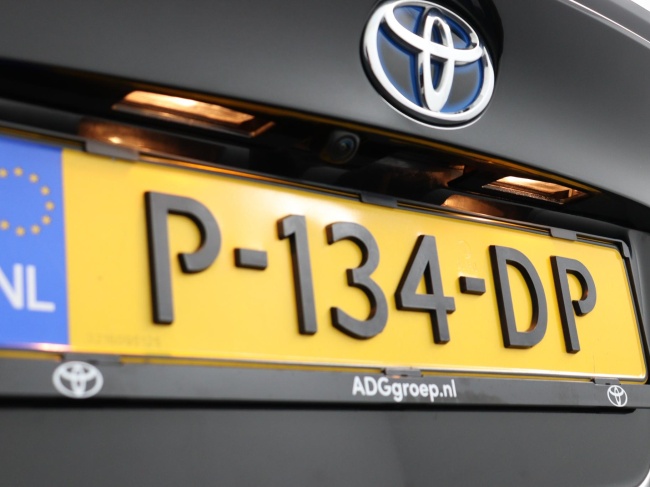 Toyota C-HR - 1.8 Hybrid TeamNL