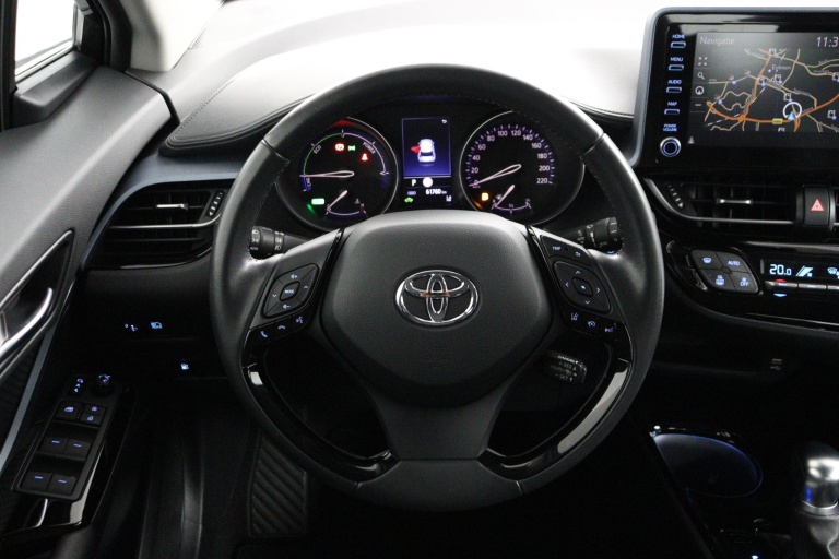 Toyota C-HR - 1.8 Hybrid TeamNL 45
