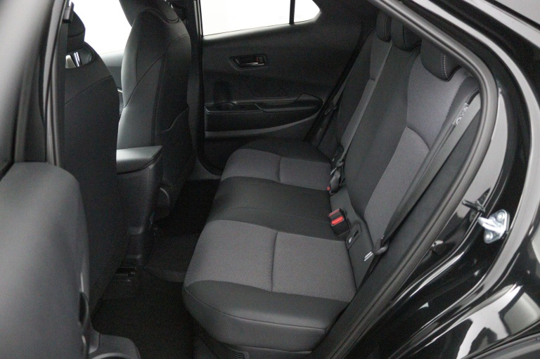 Toyota C-HR - 2.0 Plug-in Hybrid 220 Executive 16