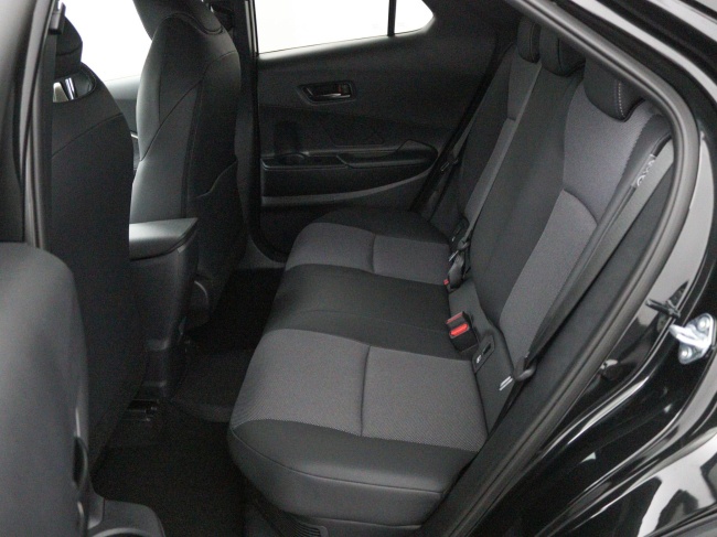 Toyota C-HR - 2.0 Plug-in Hybrid 220 Executive