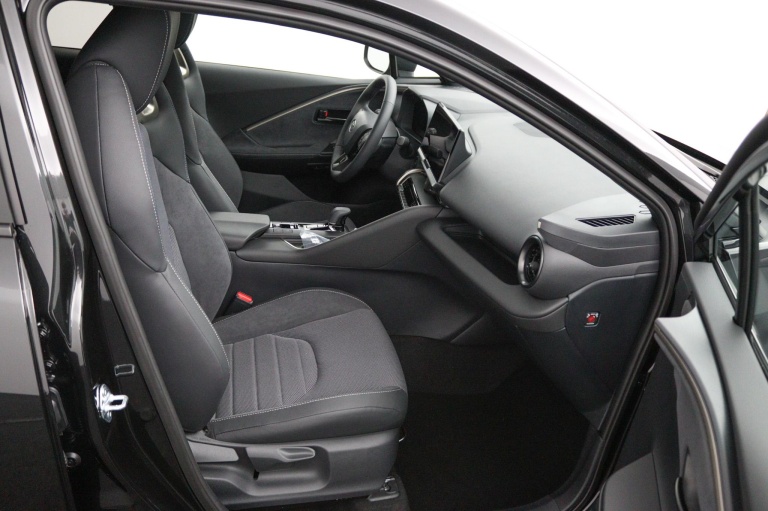 Toyota C-HR - 2.0 Plug-in Hybrid 220 Executive 19