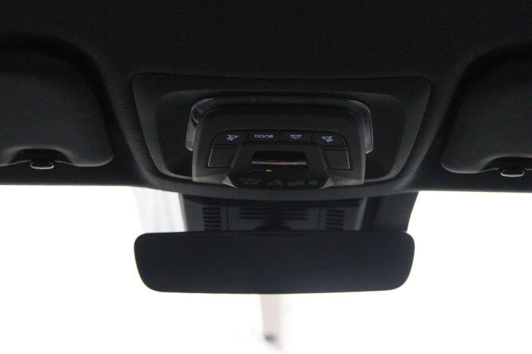 Toyota C-HR - 2.0 Plug-in Hybrid 220 Executive 30