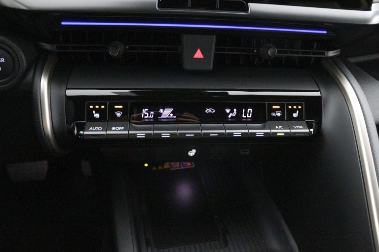 Toyota C-HR - 2.0 Plug-in Hybrid 220 Executive 7