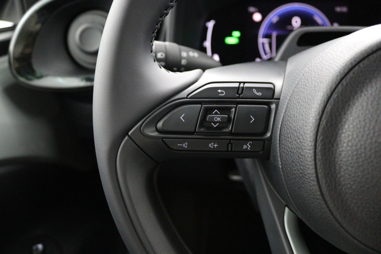 Toyota Aygo X - Hybrid 115 envy 19