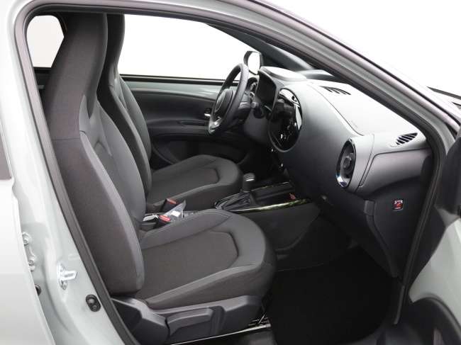 Toyota Aygo X - Hybrid 115 envy
