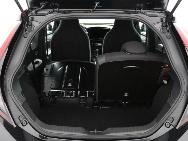 Toyota Aygo X - Hybrid 115 envy