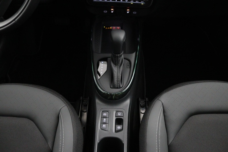 Toyota Aygo X - Hybrid 115 envy 26