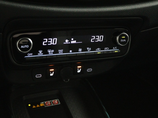 Toyota Aygo X - Hybrid 115 envy