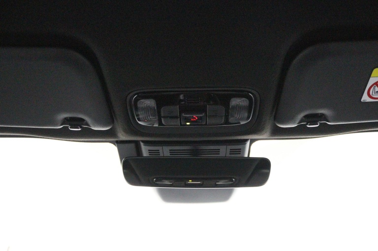 Toyota Yaris Cross - 1.5 Hybrid 130 Dynamic 32