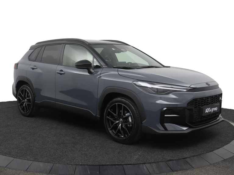 Toyota Corolla Cross - Hybrid 180 GR Sport 14