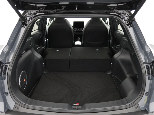 Toyota Corolla Cross - Hybrid 180 GR Sport