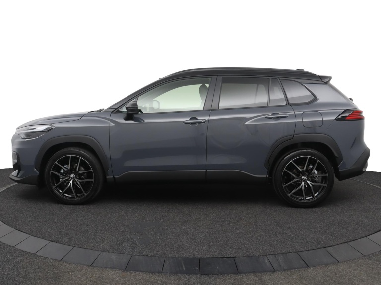 Toyota Corolla Cross - Hybrid 180 GR Sport 3