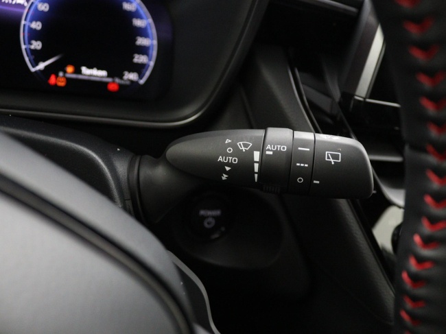 Toyota Corolla Cross - Hybrid 180 GR Sport