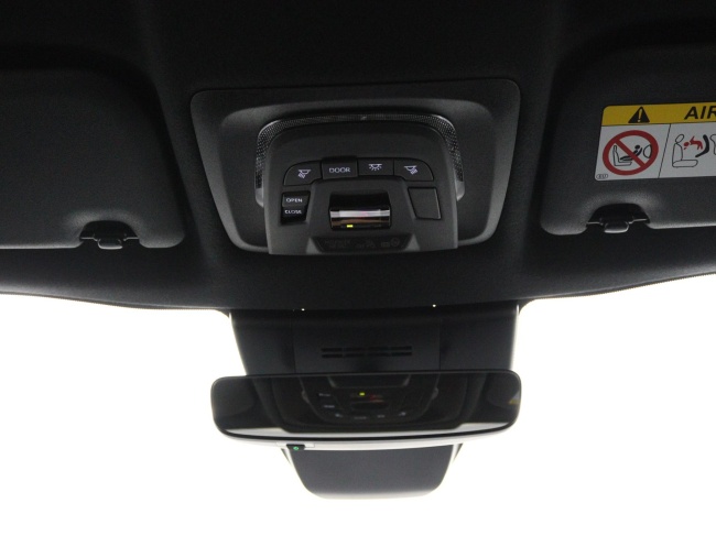 Toyota Corolla Cross - Hybrid 180 GR Sport