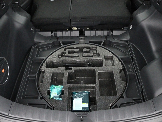 Toyota Corolla Cross - Hybrid 180 GR Sport