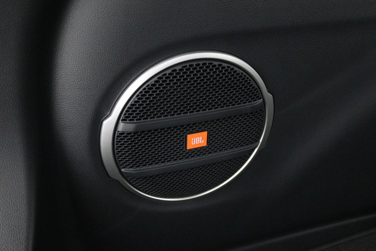 Toyota Corolla Cross - Hybrid 180 GR Sport 38