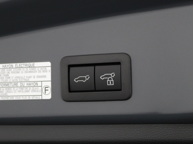 Toyota Corolla Cross - Hybrid 180 GR Sport