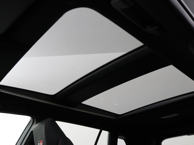 Toyota Corolla Cross - Hybrid 180 GR Sport