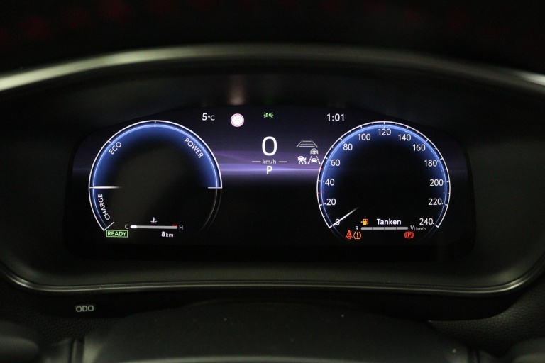 Toyota Corolla Cross - Hybrid 180 GR Sport 6