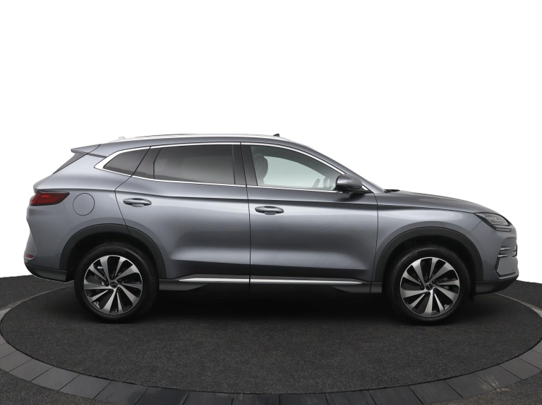 BYD SEAL U - 1.5 DM-i FWD Boost 11