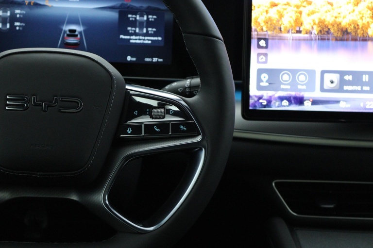 BYD SEALION 7 - Design AWD 82.5 kWh 17