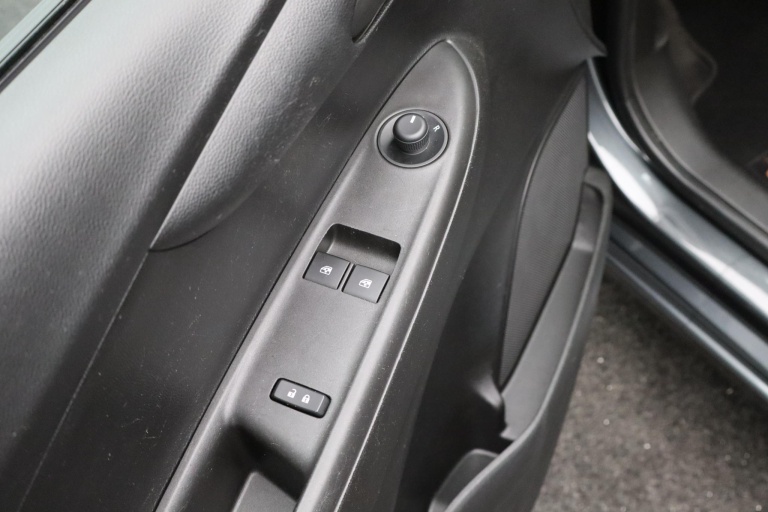 Opel KARL - 1.0 ecoFLEX Edition 24