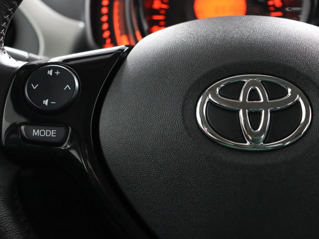 Toyota Aygo - 1.0 VVT-i x-play
