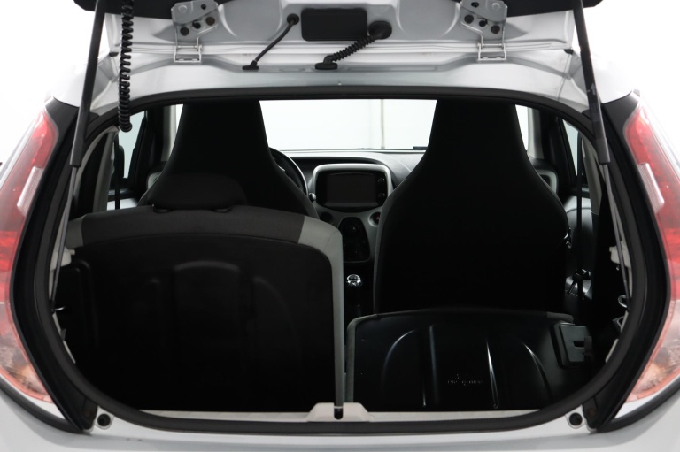 Toyota Aygo - 1.0 VVT-i x-play 24