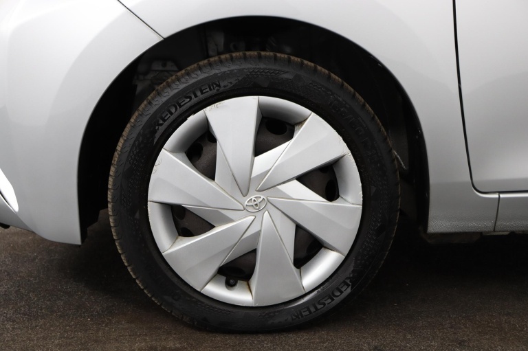 Toyota Aygo - 1.0 VVT-i x-play 36