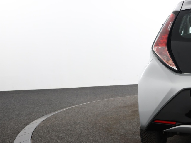 Toyota Aygo - 1.0 VVT-i x-play
