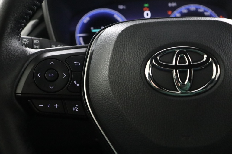 Toyota Corolla Cross - Hybrid 140 Dynamic 17