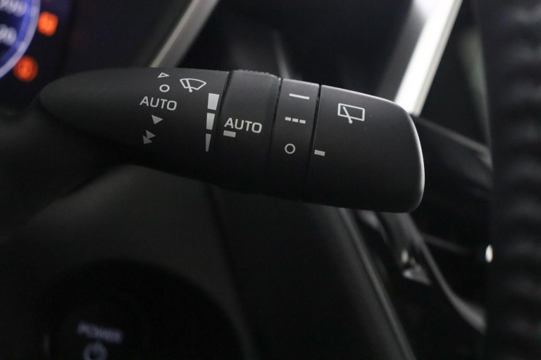 Toyota Corolla Cross - Hybrid 140 Dynamic 25