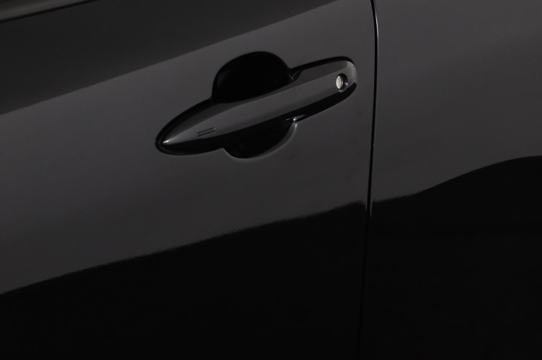 Toyota Corolla Cross - Hybrid 140 Dynamic 31