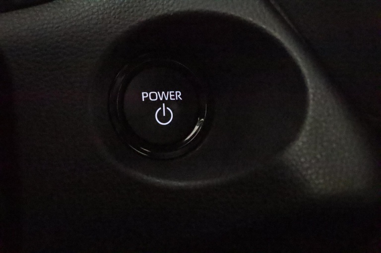 Toyota Corolla Cross - Hybrid 140 Dynamic 38