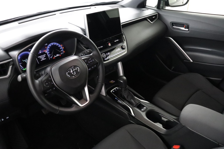 Toyota Corolla Cross - Hybrid 140 Dynamic 43
