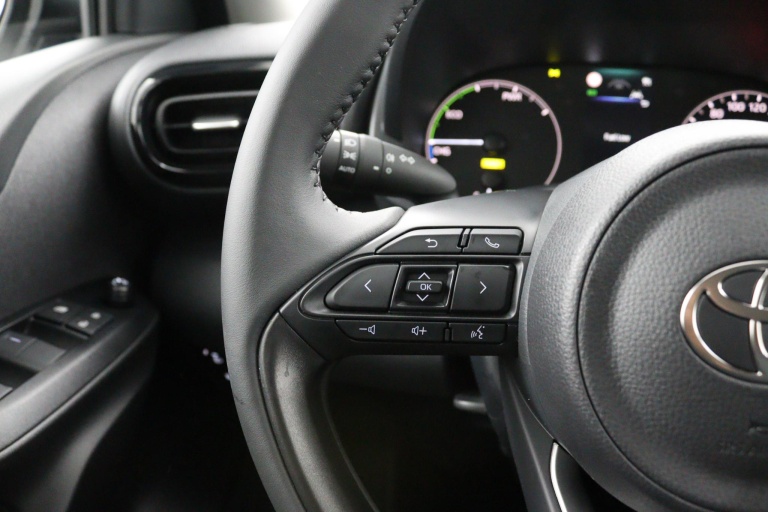 Toyota Yaris - 1.5 Hybrid 115 Comfort 17